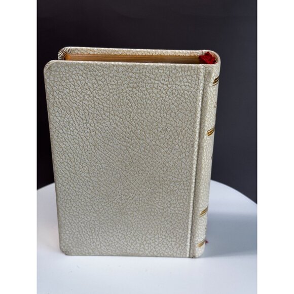 The Catholic Missal Library Of Catholic Devotion Gold Gilt Leatherette Cover 196 - Picture 10 of 12